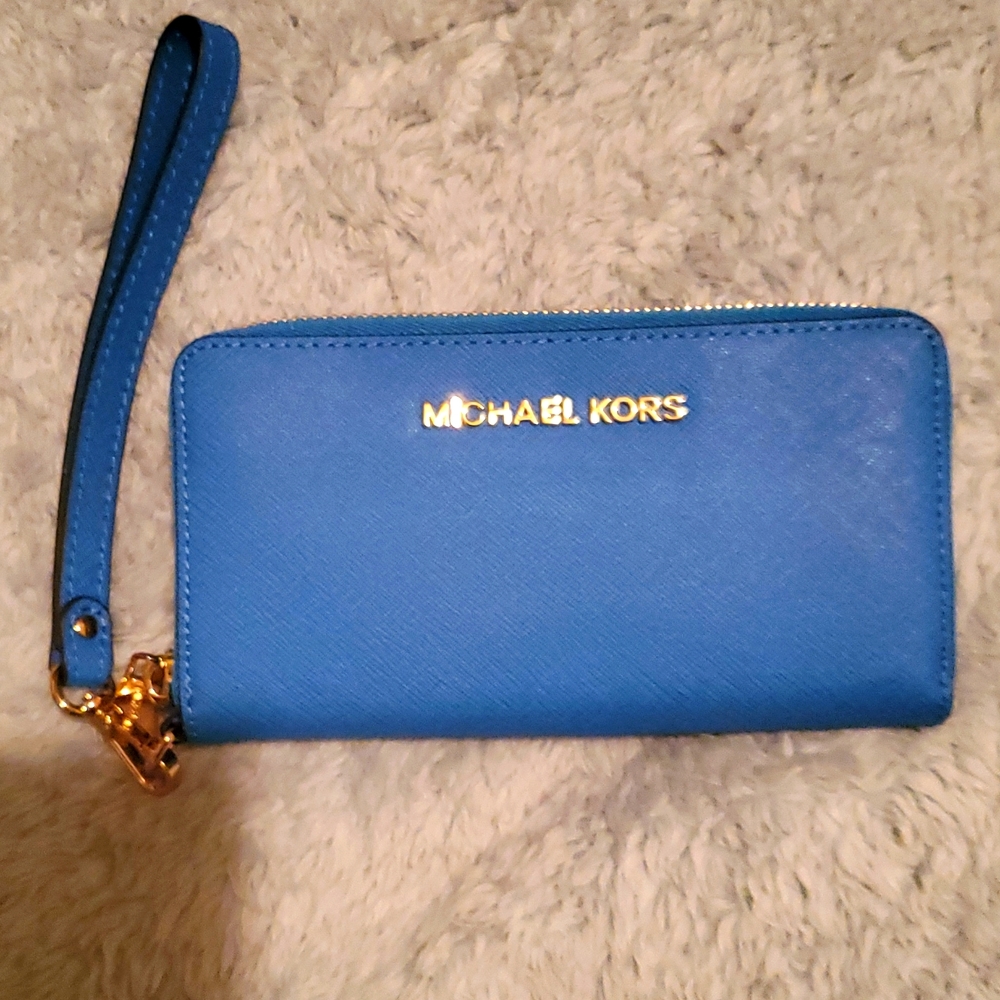 Michael Kors Jet Set Travel  Zip Around Continental Wallet   ☆LIKE NEW☆